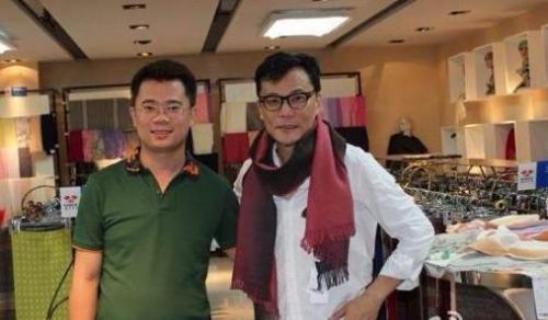 當當當，羊羊羊，李國慶送羊絨來了